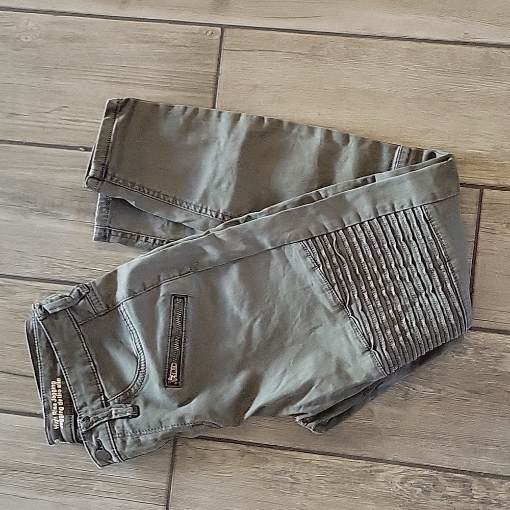 Mossimo High-Waisted Jegging